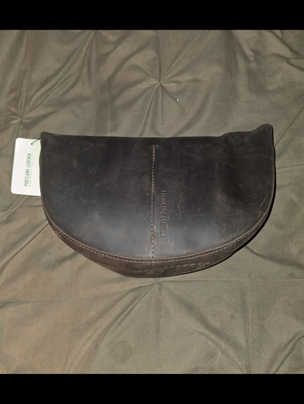 Portland Leather - Brand New - Oversized Dark Brown Koala Sling Bag - Picture 6 of 8